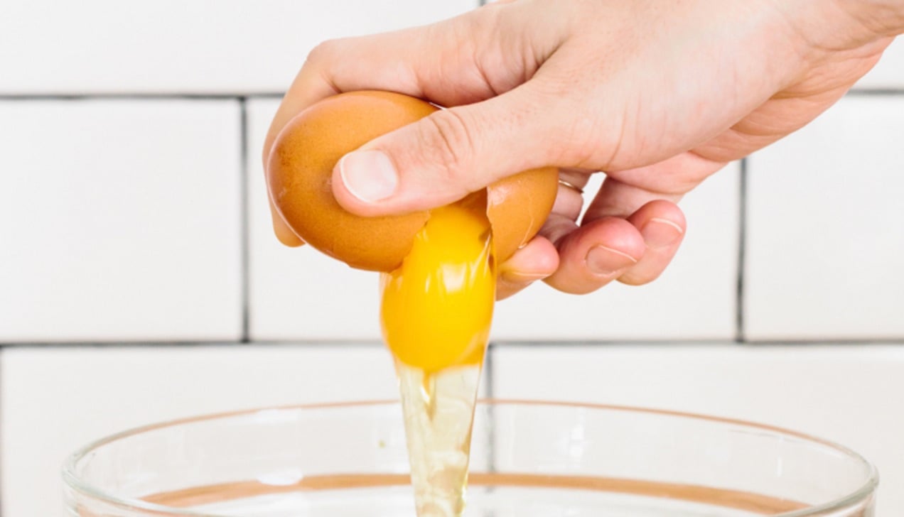 Finally! How to Crack an Egg Without Shell